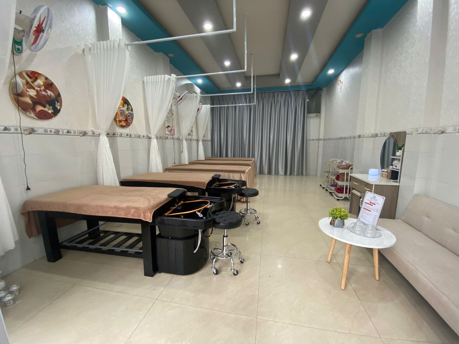 SPA TRỊ LIỆU CỔ VAI GÁY HỐ NAI