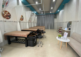 Cổ Vai Gáy Cứng Đơ? Thử 1 Buổi Trị Liệu Tại Mộc An – Tỉnh Người Như Được Hồi Sinh