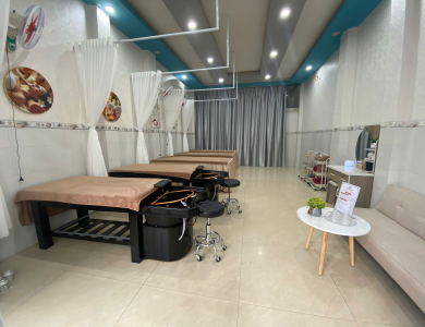 Cổ Vai Gáy Cứng Đơ? Thử 1 Buổi Trị Liệu Tại Mộc An – Tỉnh Người Như Được Hồi Sinh